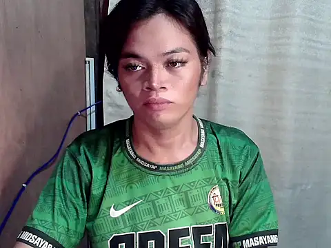 Snapshot of Nikah_loves_u chatting on November 30, 2025, 12:17 pm Nikah loves u online show from November 30, 2025, 12:17 pm