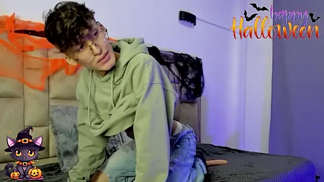 bellmontneon online show from October 31, 2025, 12:46 pm