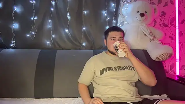 coupleinspire online show from December 5, 2025, 8:50 pm