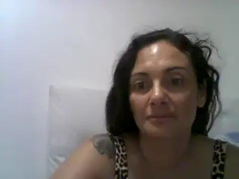 Snapshot of dulcefanny chatting on February 8, 2026, 8:45 am dulcefanny online show from February 8, 2026, 8:45 am