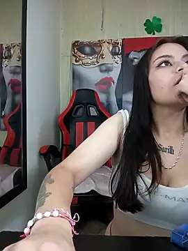 Snapshot of kristel_19 chatting on October 10, 2025, 7:04 pm kristel 19 online show from October 10, 2025, 7:04 pm