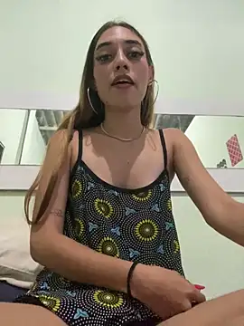 loirinhaaa online show from February 1, 2026, 2:43 am