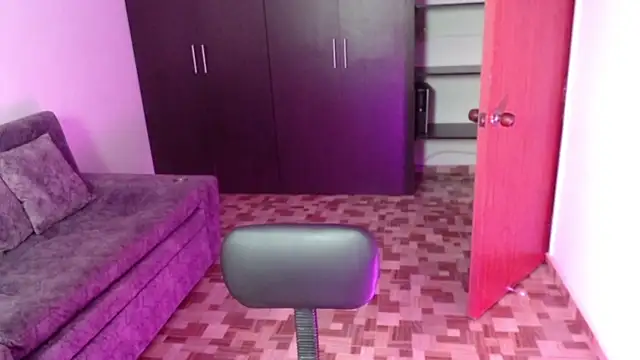 Snapshot of Gia_Dior chatting on February 19, 2026, 12:29 am Gia Dior online show from February 19, 2026, 12:29 am