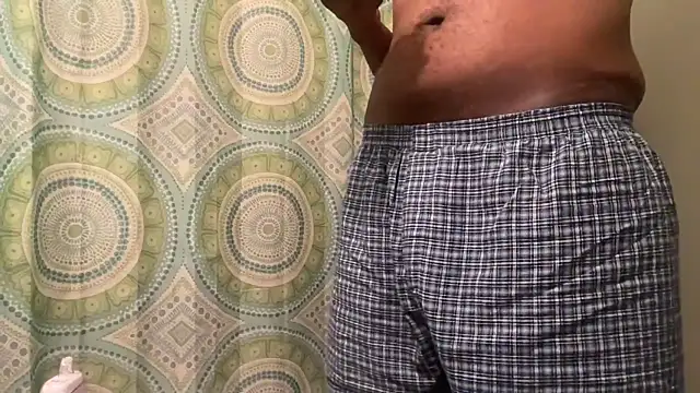 TallDickguy00 online show from May 16, 2026, 1:04 am