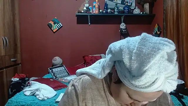 Snapshot of Sasharosee2 chatting on February 17, 2026, 1:19 pm Sasharosee2 online show from February 17, 2026, 1:19 pm