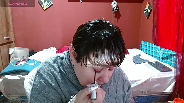 Snapshot of Sasharosee2 chatting on November 28, 2025, 1:33 pm Sasharosee2 online show from November 28, 2025, 1:33 pm