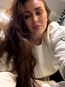 Kristyoff online show from October 27, 2025, 1:01 pm