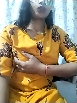 ms-naina online show from November 13, 2025, 6:12 pm