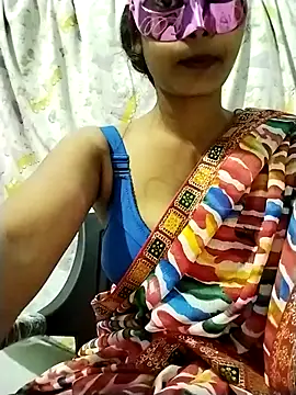 ms-naina online show from November 3, 2025, 6:11 pm