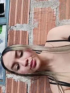 Snapshot of Shairaclark_ chatting on November 6, 2025, 8:13 pm Shairaclark online show from November 6, 2025, 8:13 pm