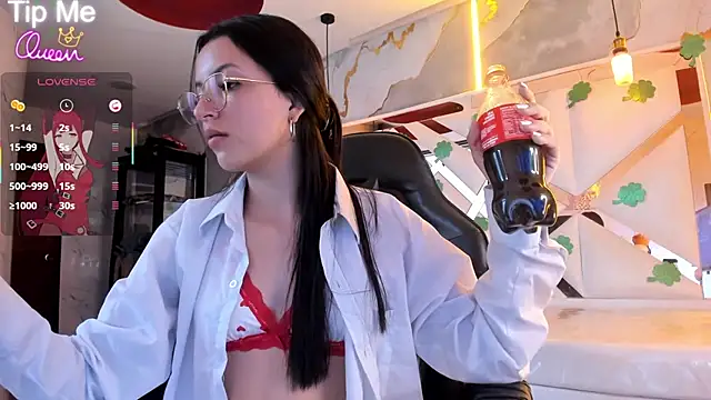 sophiadoll tf online show from March 23, 2026, 8:41 pm