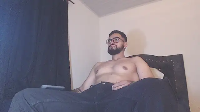 Chrys harris77 online show from March 26, 2026, 5:17 am