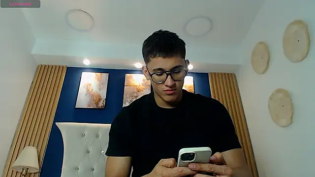 SalvadorFit online show from March 13, 2026, 8:25 pm