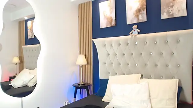 Snapshot of SalvadorFit chatting on February 17, 2026, 8:28 pm SalvadorFit online show from February 17, 2026, 8:28 pm