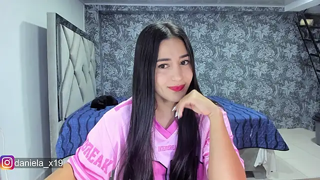 Daniela x19 online show from May 26, 2026, 12:53 am