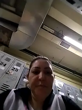 Lunita86 online show from December 1, 2025, 3:24 pm