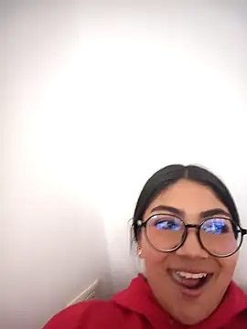 Snapshot of Violettabloom_ chatting on September 30, 2025, 7:53 pm Violettabloom online show from September 30, 2025, 7:53 pm