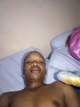 Snapshot of ParisDacelebrity123 chatting on March 1, 2026, 10:21 pm ParisDacelebrity123 online show from March 1, 2026, 10:21 pm