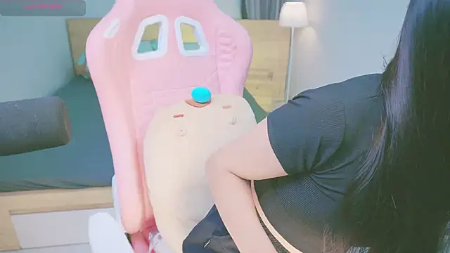 Cherry-26 online show from January 8, 2026, 5:46 am