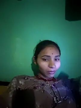 Snapshot of R_Roshni chatting on February 24, 2026, 3:57 pm R Roshni online show from February 24, 2026, 3:57 pm