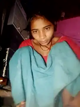 Snapshot of R_Roshni chatting on December 1, 2025, 12:44 am R Roshni online show from December 1, 2025, 12:44 am