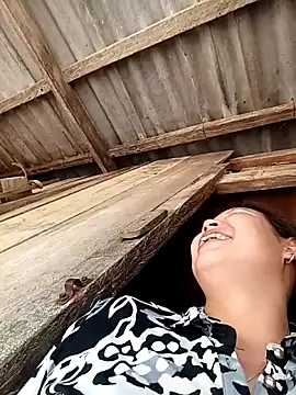 callistra online show from March 19, 2026, 6:13 am