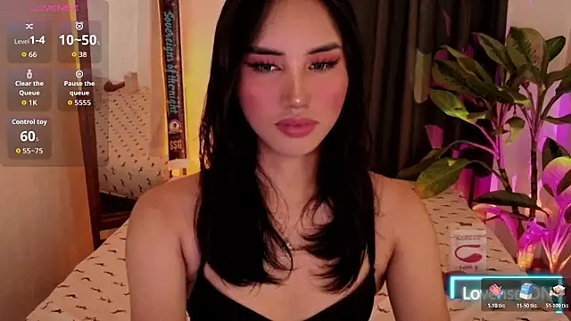 Divine Goddesss online show from November 29, 2025, 4:34 am