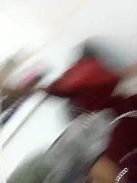 Snapshot of Sh_suhani chatting on November 17, 2025, 12:47 am Sh suhani online show from November 17, 2025, 12:47 am