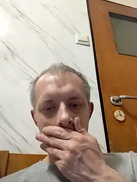 Snapshot of szajbusek41 chatting on January 16, 2026, 4:00 pm szajbusek41 online show from January 16, 2026, 4:00 pm