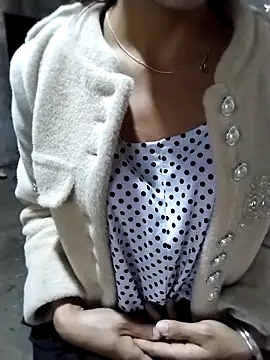 Biu xx online show from February 19, 2026, 1:35 am