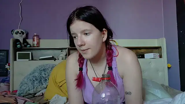 Hot SkinnyGirl online show from May 24, 2026, 6:08 pm