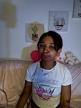 Suzanelee1 online show from October 8, 2025, 3:19 am