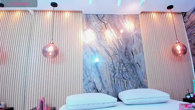 grace daviss online show from October 4, 2025, 10:50 am