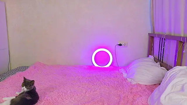 OnlyForYou  online show from March 19, 2026, 3:28 am