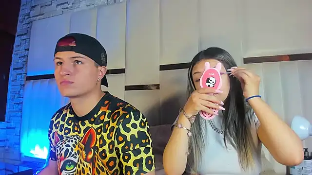 ANLLELOAndANGELA online show from March 31, 2026, 3:36 pm