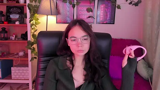 Snapshot of Elise_Noir chatting on October 14, 2025, 4:07 pm Elise Noir online show from October 14, 2025, 4:07 pm
