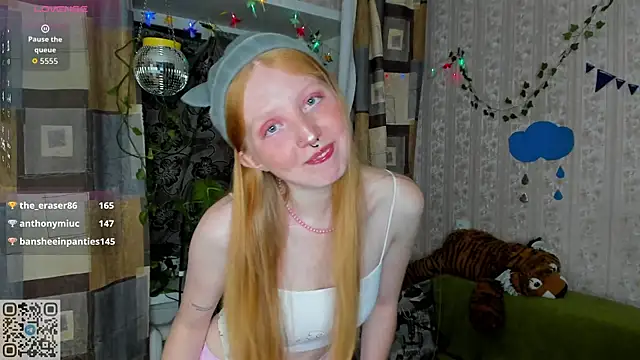 RitaSweety18 online show from September 24, 2025, 6:36 pm