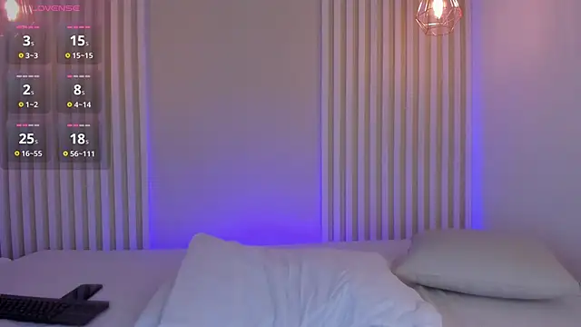 rossvega online show from September 30, 2025, 8:04 pm