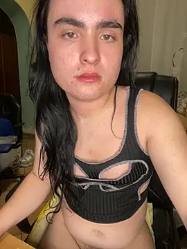 Snapshot of TatianaTaylor69 chatting on October 2, 2025, 12:03 am TatianaTaylor69 online show from October 2, 2025, 12:03 am