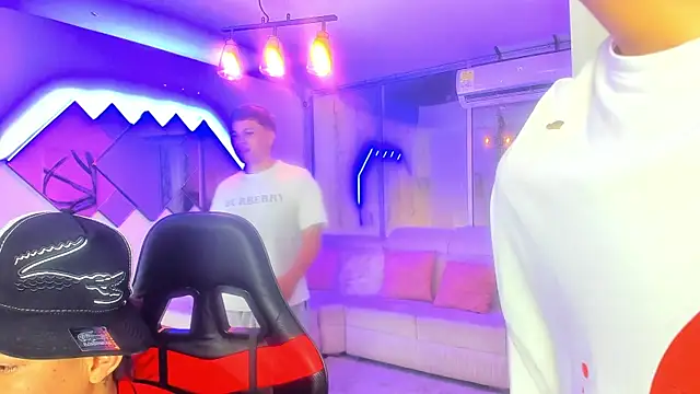 Houseofwarrios online show from December 22, 2025, 5:40 am