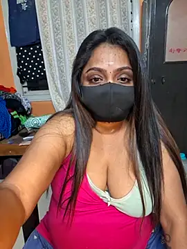 queendivya online show from June 2, 2026, 4:51 pm