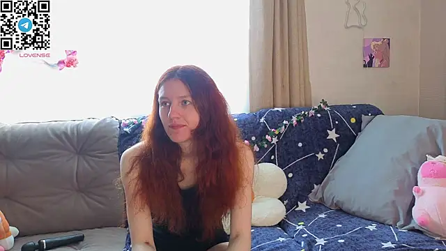 Snapshot of Little_rosy chatting on July 18, 2026, 4:43 am Little rosy online show from July 18, 2026, 4:43 am