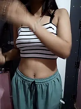 Snapshot of Baby_girl67 chatting on October 29, 2025, 7:02 pm Baby girl67 online show from October 29, 2025, 7:02 pm