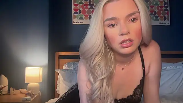 Snapshot of sabrinamasson chatting on October 30, 2025, 1:42 pm sabrinamasson online show from October 30, 2025, 1:42 pm