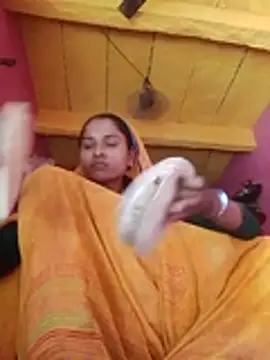 Snapshot of Hot_reshmaji chatting on May 22, 2026, 9:29 am Hot reshmaji online show from May 22, 2026, 9:29 am