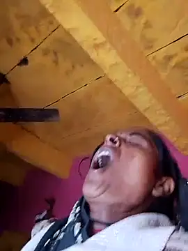 Hot reshmaji online show from December 21, 2025, 3:52 am