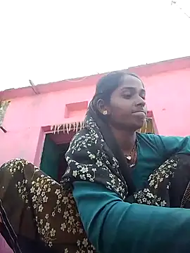 Hot reshmaji online show from November 7, 2025, 4:17 am