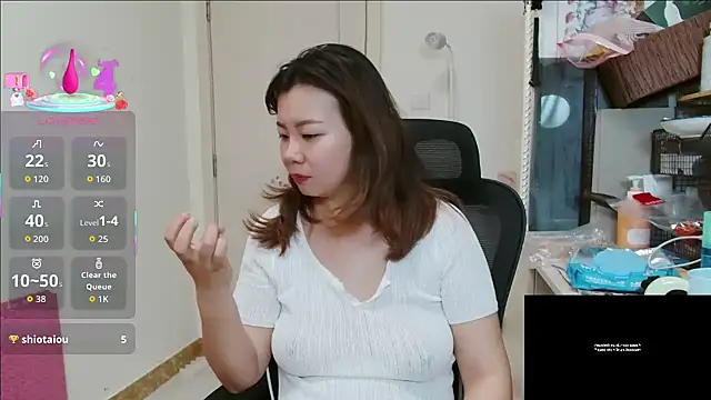 sallycui online show from June 18, 2026, 10:26 pm