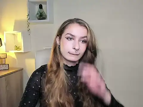 Snapshot of NinaBlond1 chatting on November 19, 2025, 6:35 am NinaBlond1 online show from November 19, 2025, 6:35 am