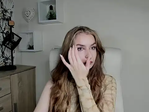 Snapshot of NinaBlond1 chatting on October 1, 2025, 5:45 am NinaBlond1 online show from October 1, 2025, 5:45 am